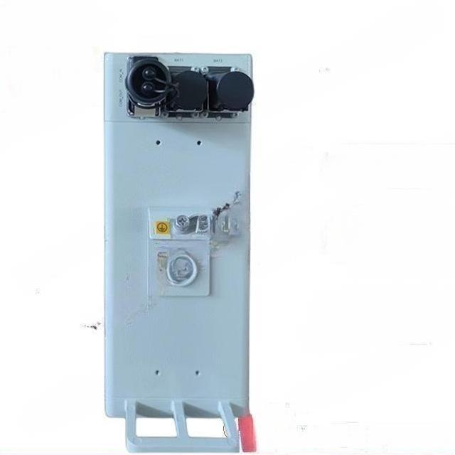 Huawei DBU50B-N12A1 | 16S | 2,40 kWh | 50 Ah | 48 V – Smart String ESS Mid Capacity Module (Refurbished)